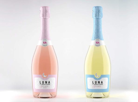 葡萄酒包裝設(shè)計,使用了清新溫和的顏色，使包裝整體呈現(xiàn)出溫柔時尚的品質(zhì)