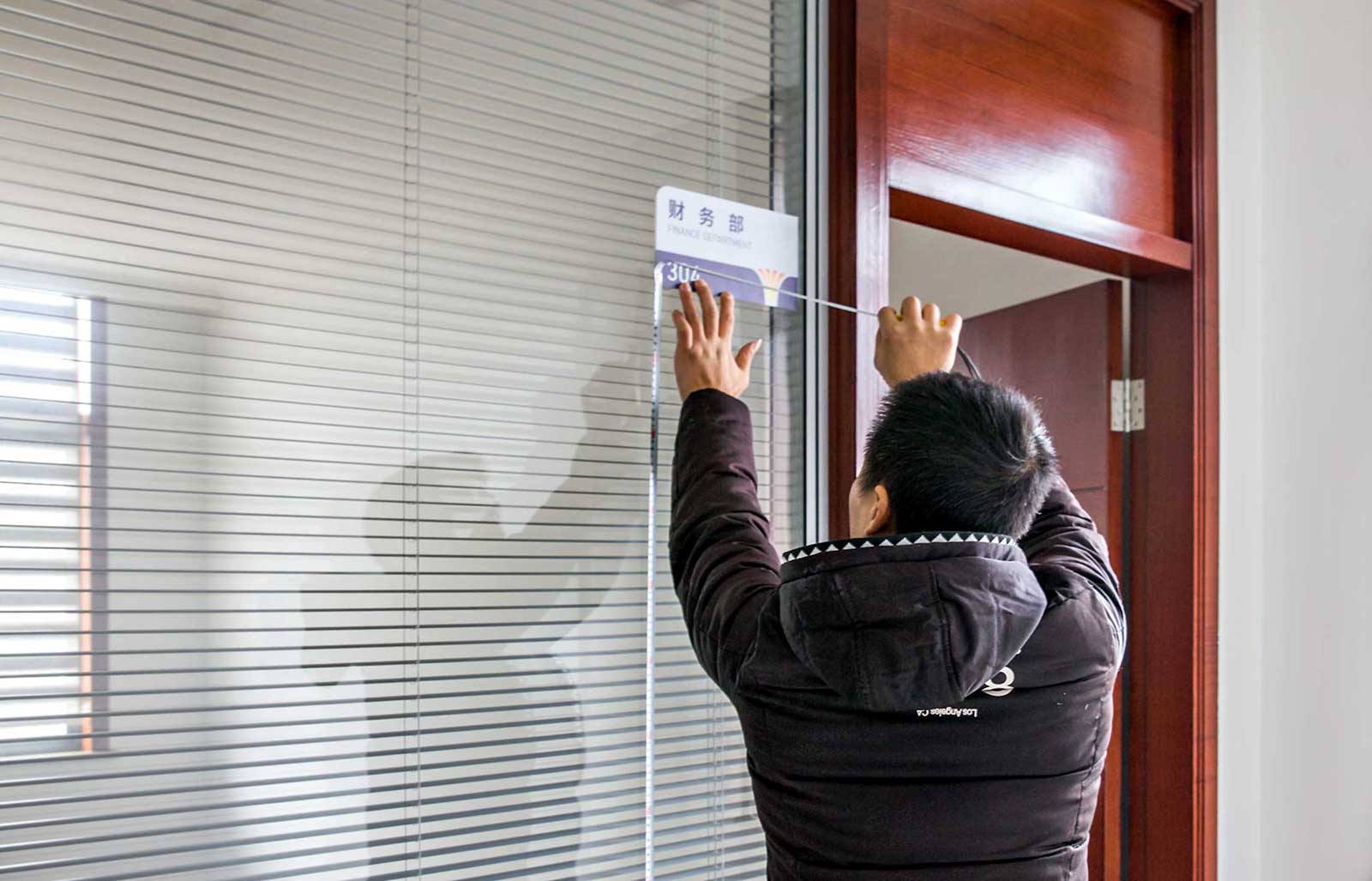 1563171516995034.jpg 宏達塑化品牌形象全案策劃設計